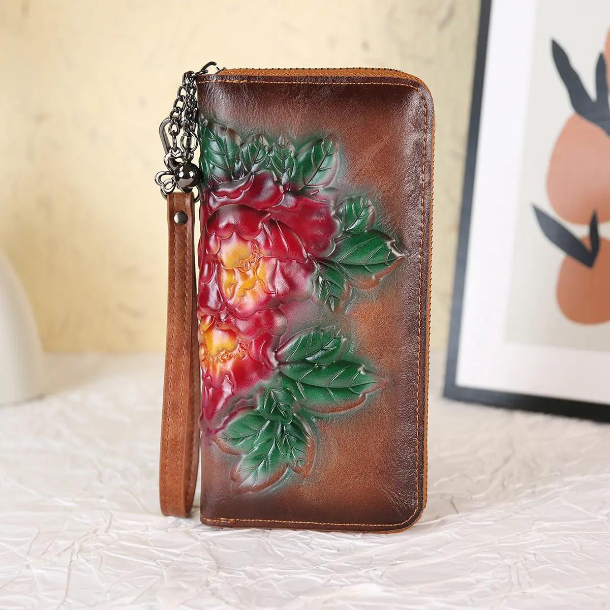 Women's Handbag New Long Wallet Retro Flower Pattern Fashion Handbag Multi Card Large Capacity Phone Bag European and American F
