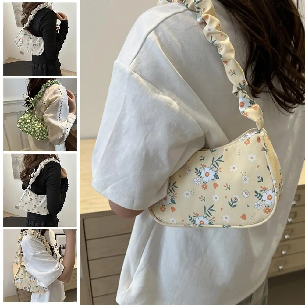 Korean Dongdaemun New 2025 Fresh Floral Canvas Bag Women's Street Underarm Single Shoulder Bag Large Capacity Women's Bag