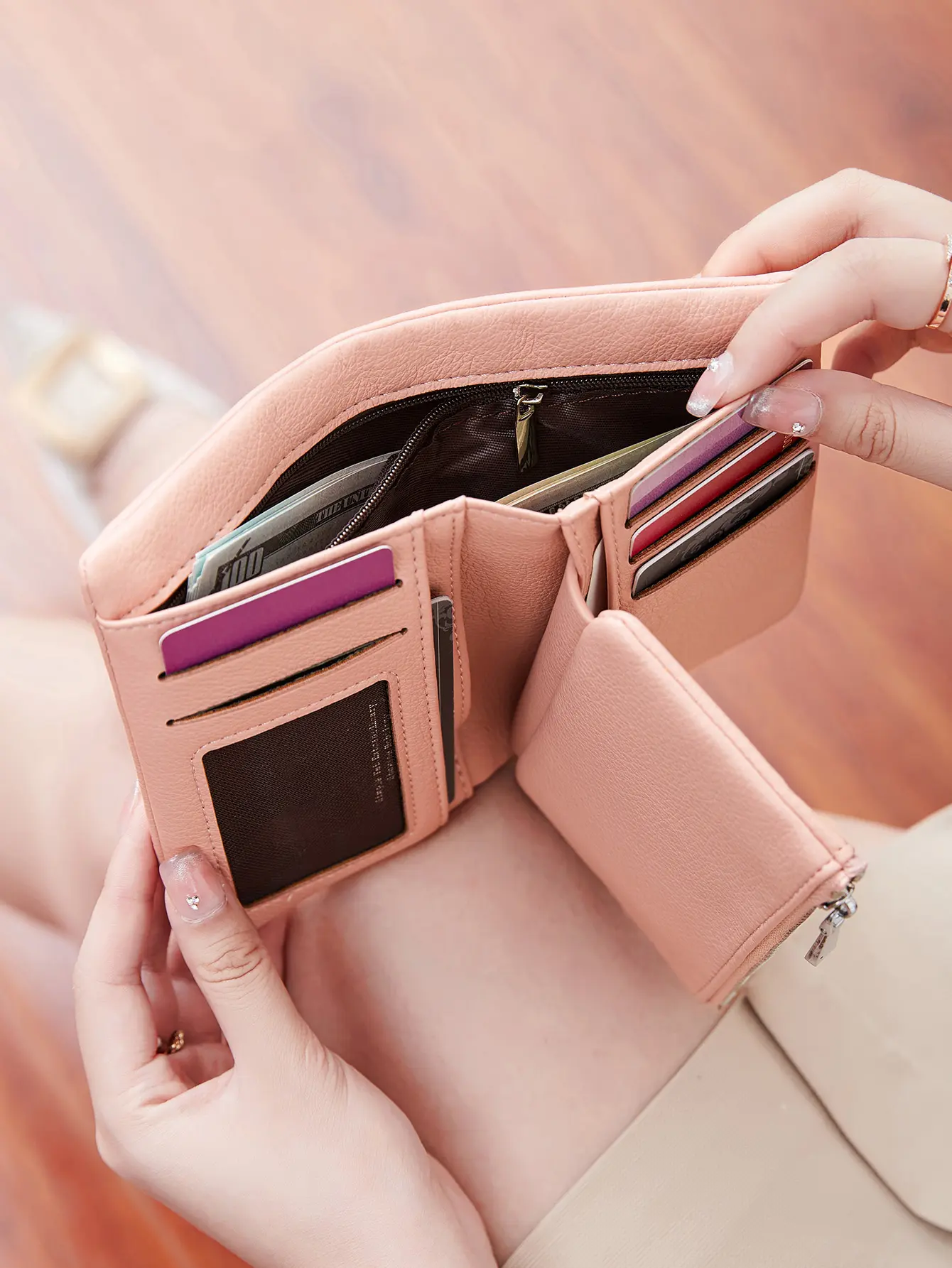 Fashion Soft PU Solid Color Short Wallet Metal Decoration Small Wallet Zipper Coin Pocket simple Portable Trifold Women Purse