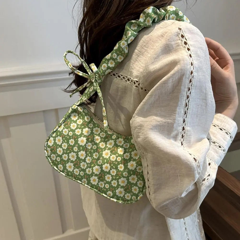 Korean Dongdaemun New 2025 Fresh Floral Canvas Bag Women's Street Underarm Single Shoulder Bag Large Capacity Women's Bag