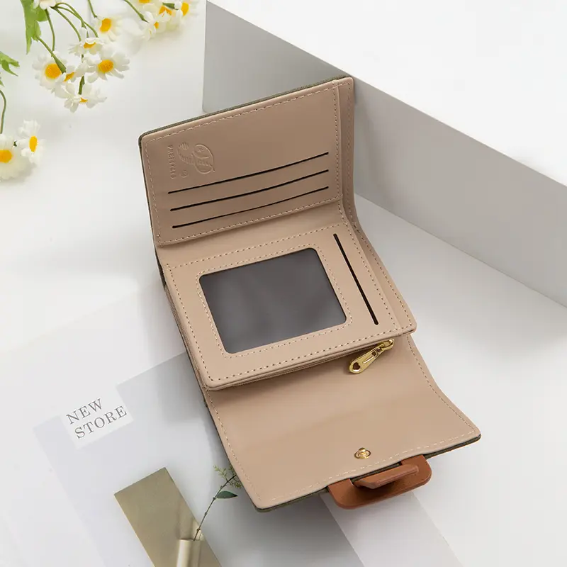 Spring and Summer new women's short purse Korean version printed buckle simple everything folding short women's wallet PU leathe
