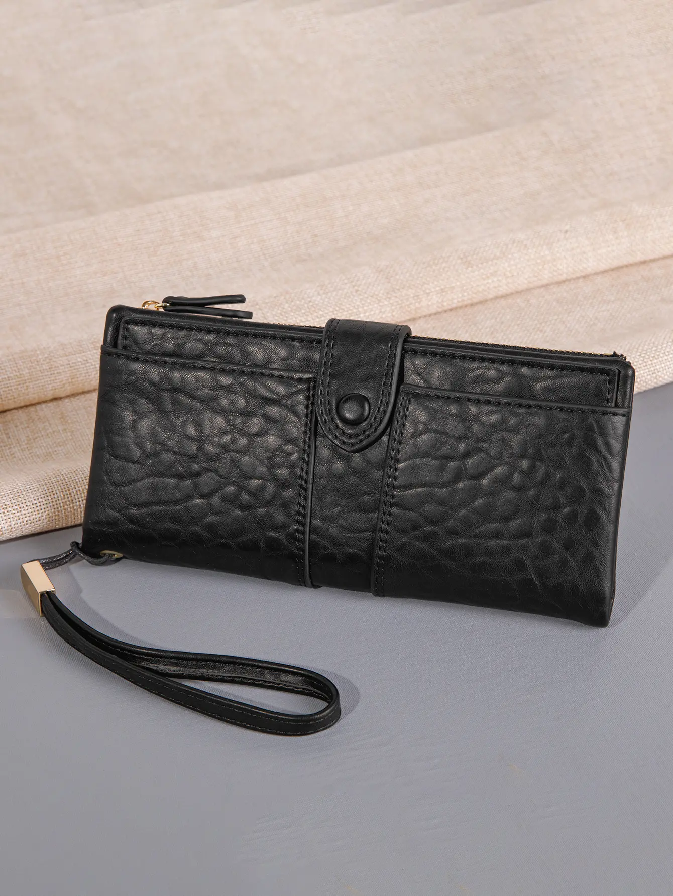 Retro minimalist buckle double fold women's wallet, long wallet with dual ID identity window and wrist strap