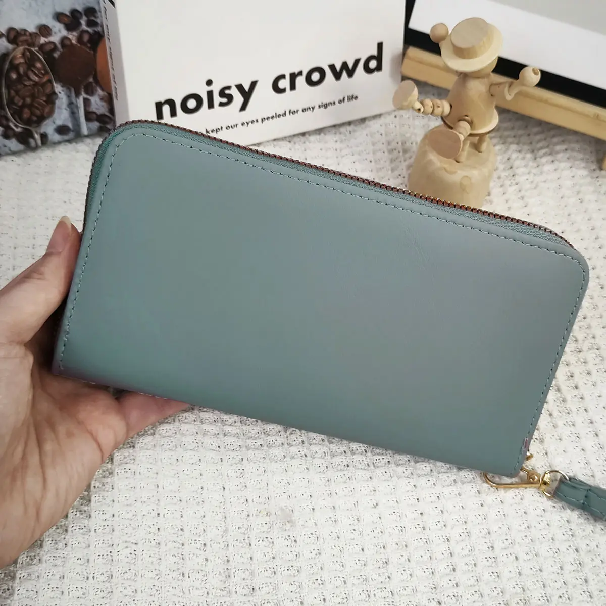 Women's wallet long letter embroidered women's long zipper versatile wallet large capacity mobile wallet