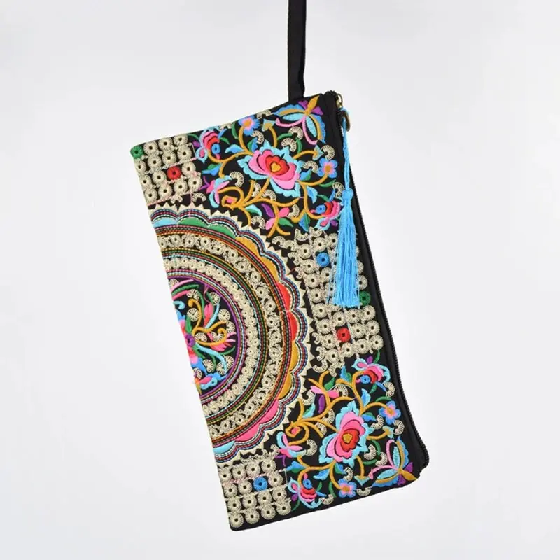 Ethnic Style Eembroidered Long Wallet Retro Large Capacity Handbag Womens Banquet Bag Mobile Phone Zero Wallet
