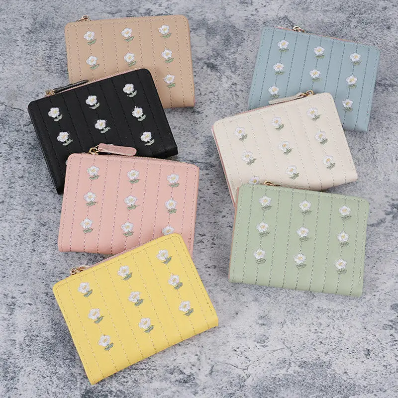 Women's Wallet Multi Pocket Coin Purse Short Fashion Embroidered Flower Pattern Korean Minimalist Multi-Cards Holder