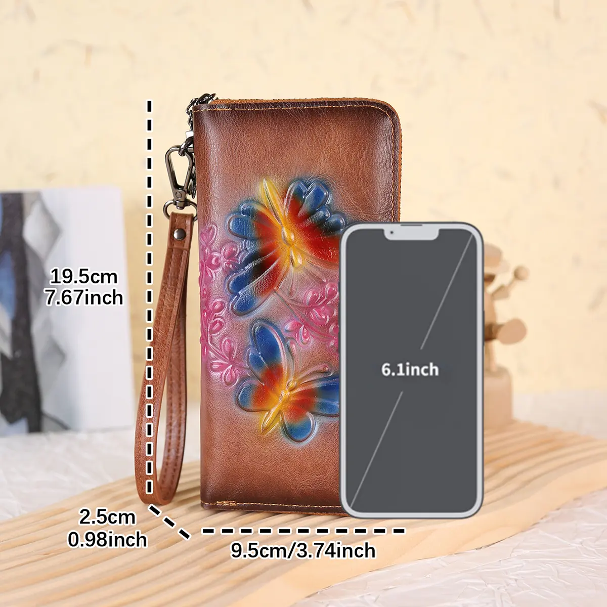 Ladies' Handheld Bag Retro Butterfly Embossed Long Wallet Handmade Spray Painting Craft Zipper Handheld Bag Fashion European and