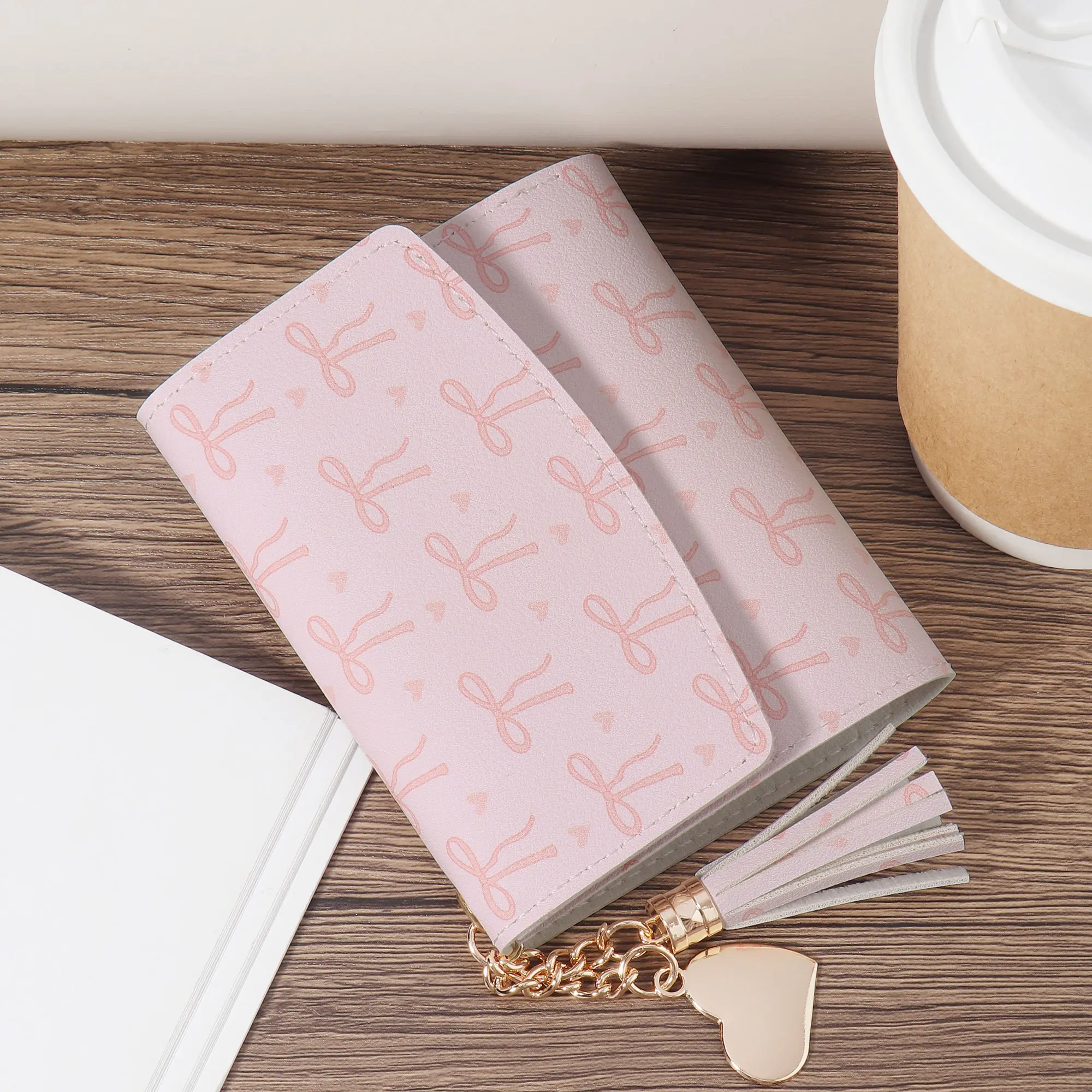 Fashionable women's multifunctional short high-quality credit card storage bag, simple and casual multifunctional card holder, m