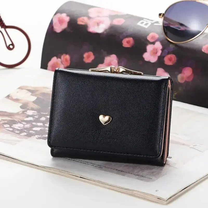 Small Women Wallet loving heart Short Women's Wallet Card Holder Girls Mini Woman Fashion Lady Coin Purse for Female Clutch Bag