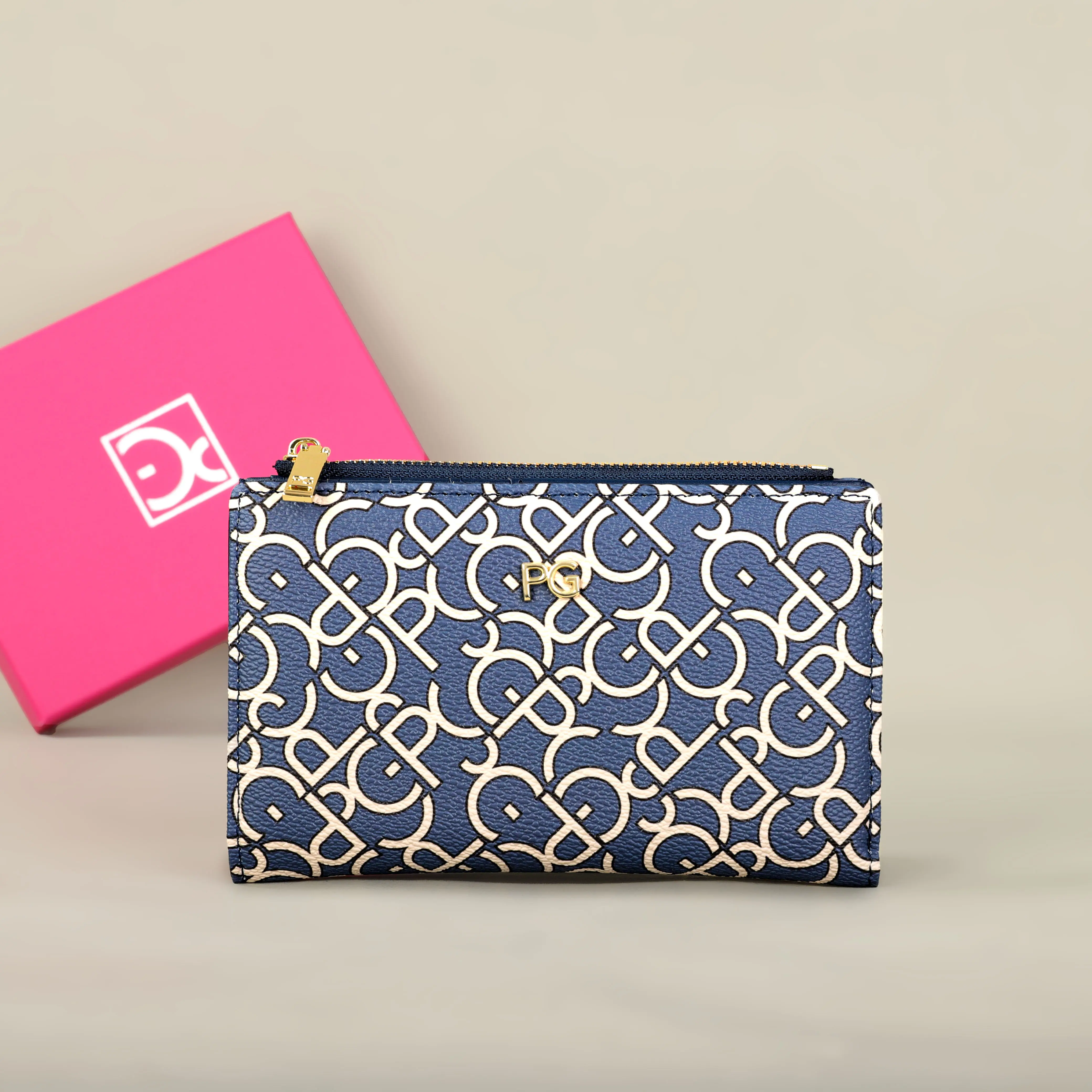 PG Women's Wallet Fashion Letter Color Pattern Classic Retro Long Storage Wallet PVC Material Women's Wallet