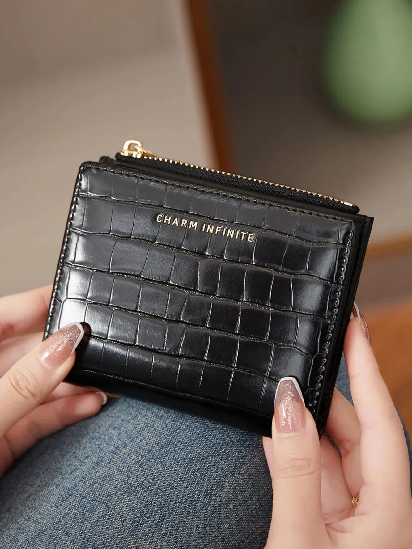 Minimalist Women's Wallet PU Leather Folding Card Seat Money Bag Fashion ID Window Business Card Clip CrocodilePatternZeroWallet