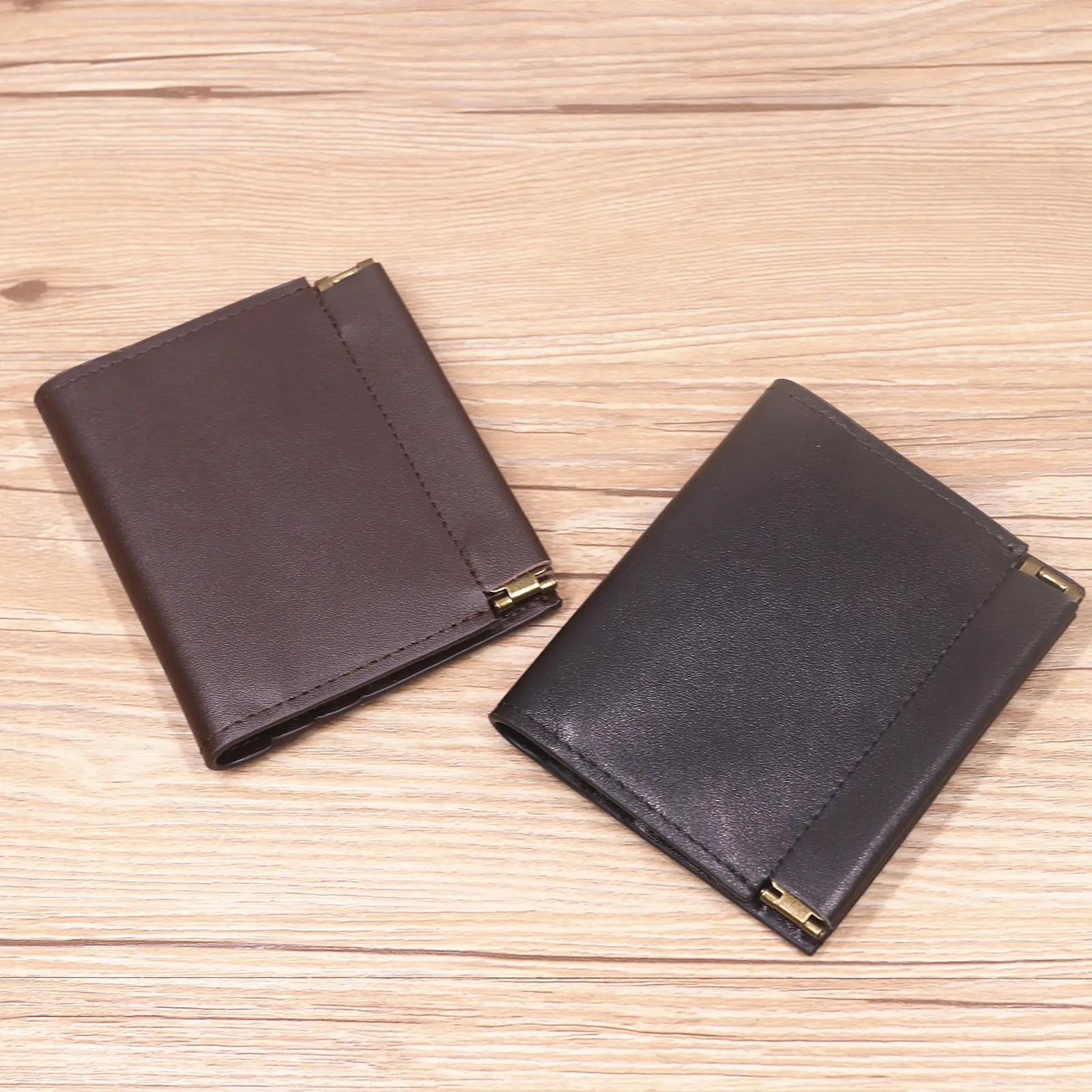 Genuine Leather Wallet For Men Women Fashion Short Bifold Small Slim Men's Purse Card Holder With Squeeze Coin Pocket ID Window