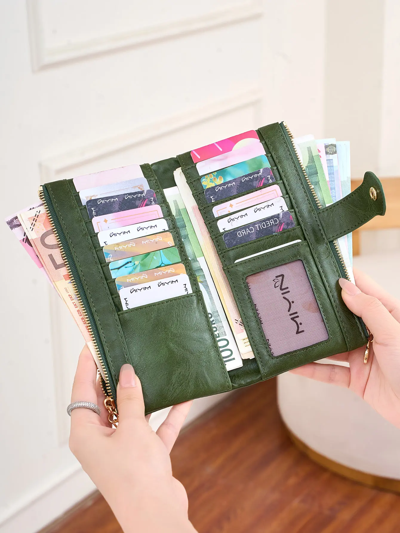Women's Vintage Double Zippered Wallet Fashion PU soft leather Bifold Long Wallet Minimalist Large Capacity Credit Card Holder