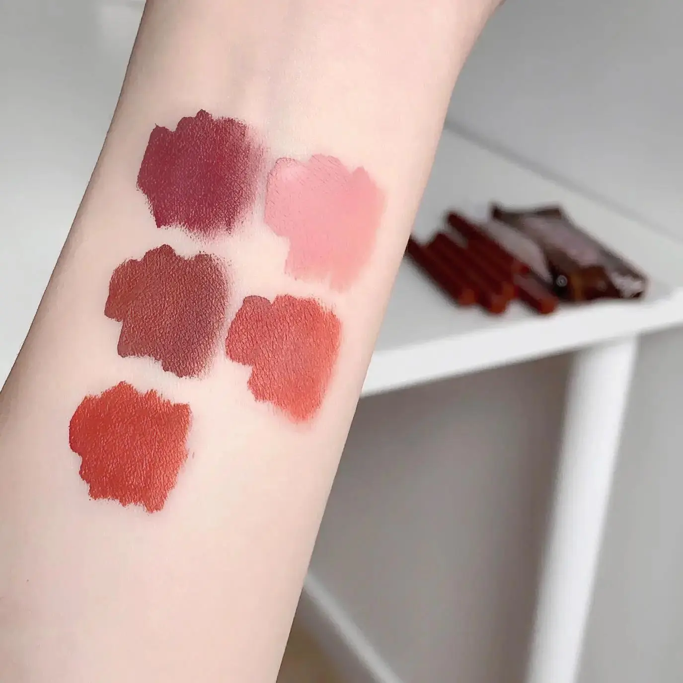 Waterproof Liquid Lipstick Set 5Pcs Chocolate Lip Gloss Long Lasting Non Sticky Silky Smooth Nude Red Makeup Cosmetics