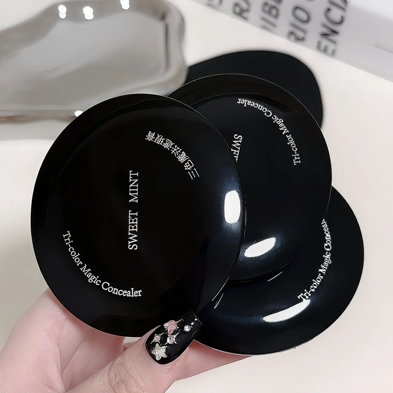 Three Color Concealer Palette Brightening Natural Beige Color Mixing Palette Waterproof Full Coverage Concealer Foundation Cream