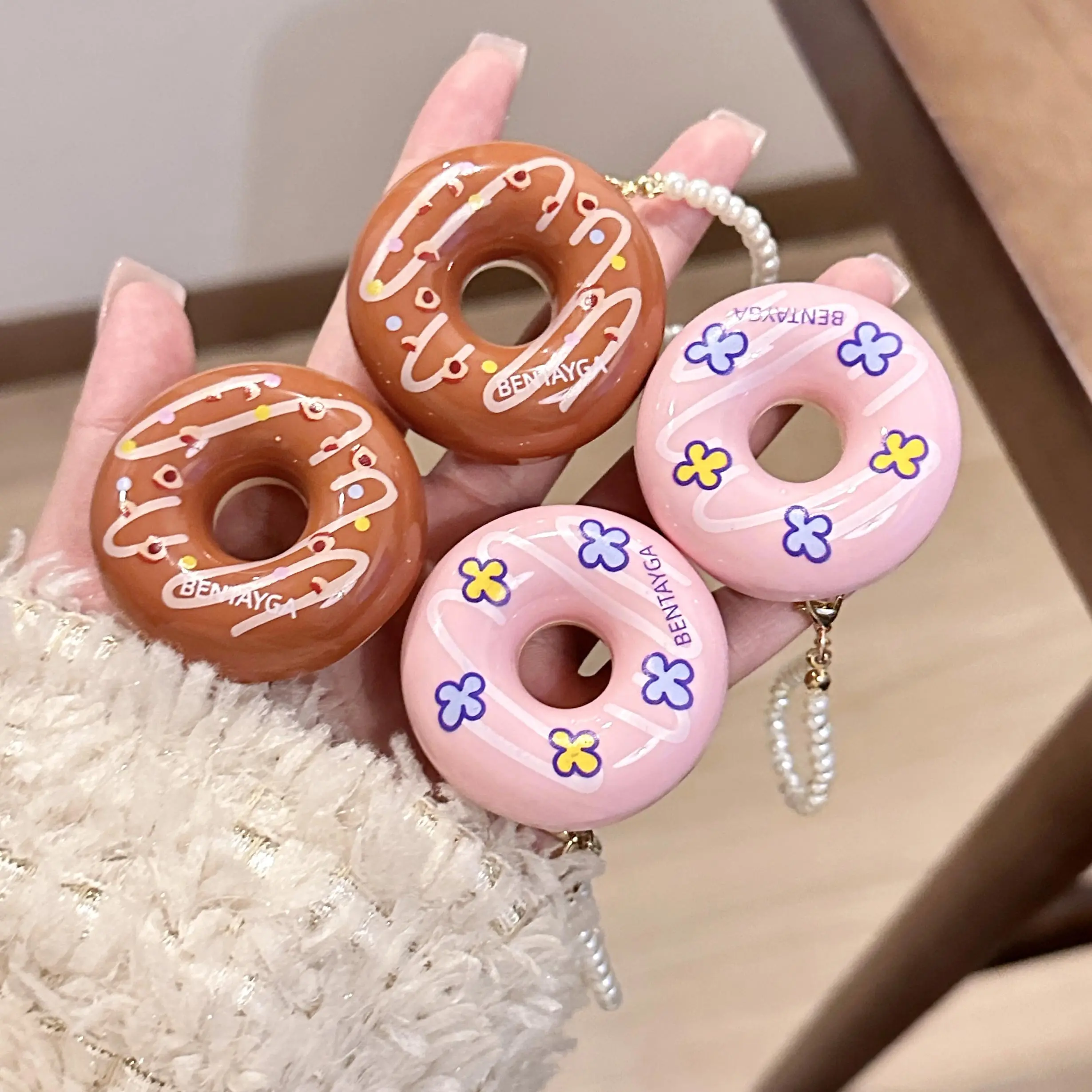 Doughnut Velvet Lip Mud Rose Red Stain Lip Gloss Pearl Keychain Matte Texture Lipstick Long-lasting Lovely Makeup Lip Glaze Tint