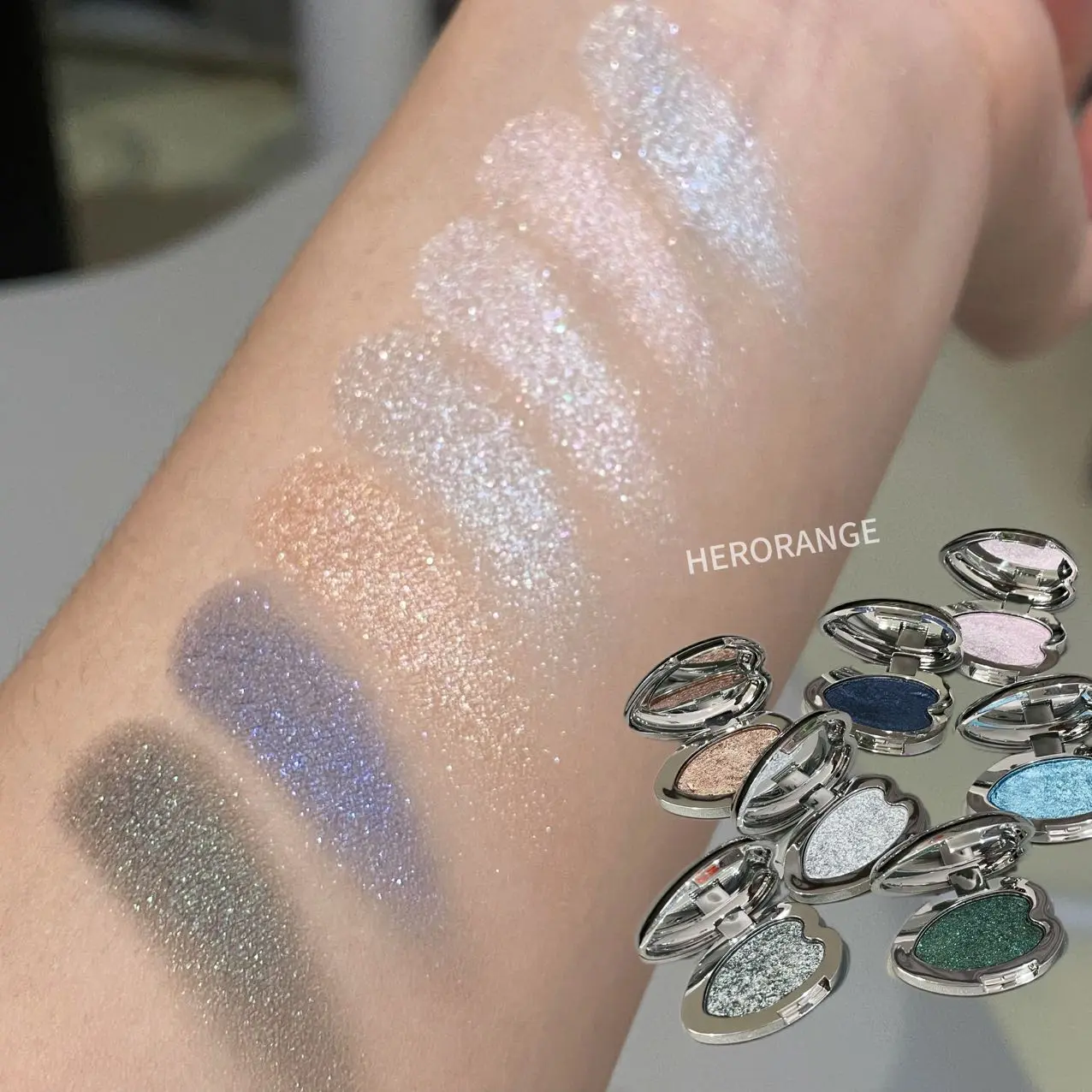 Monochrome Gloss Metallic Eyeshadow Palette Punk Smoky Green Blue Eyeshadow Mashed Potato Waterproof Shimmer Lying Silkworm