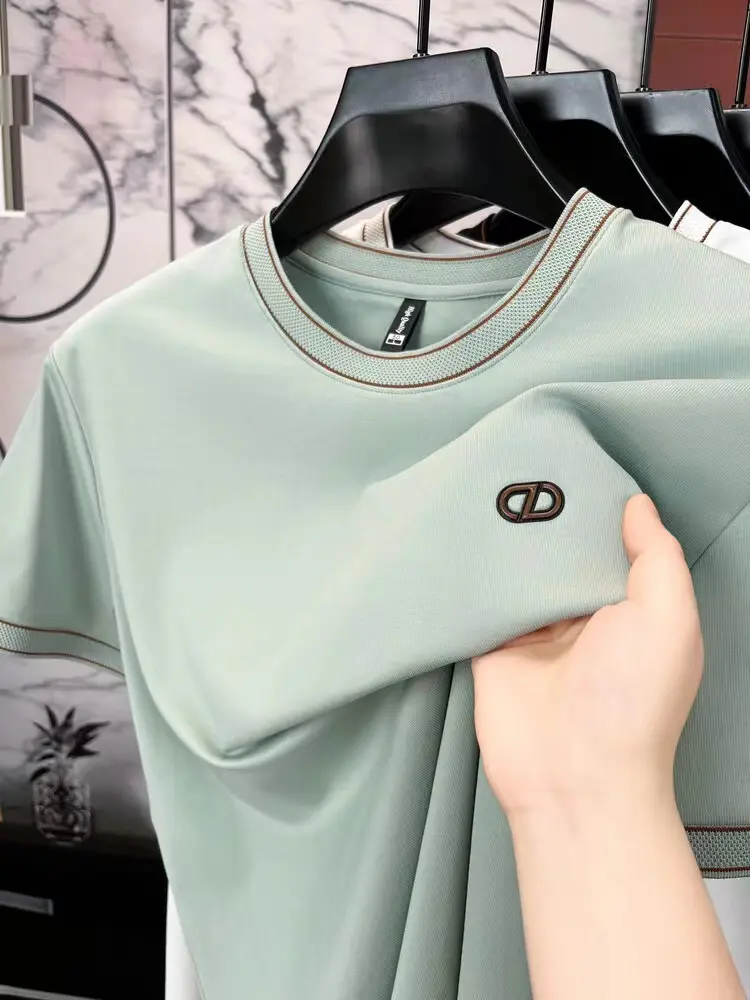 2024 Summer high-quality breathable cotton men's short sleeve T-shirt light luxury brand fashion embossed round neck casual top