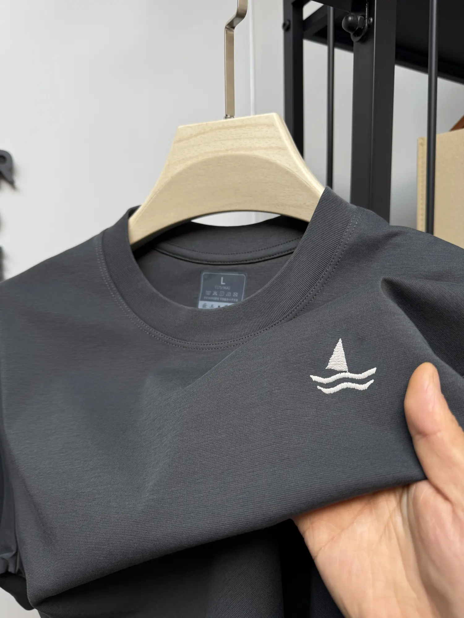 Light luxury fashion short sleeve T-shirt men brand sailboat embroidery summer ice silk cotton leisure breathable round neck top