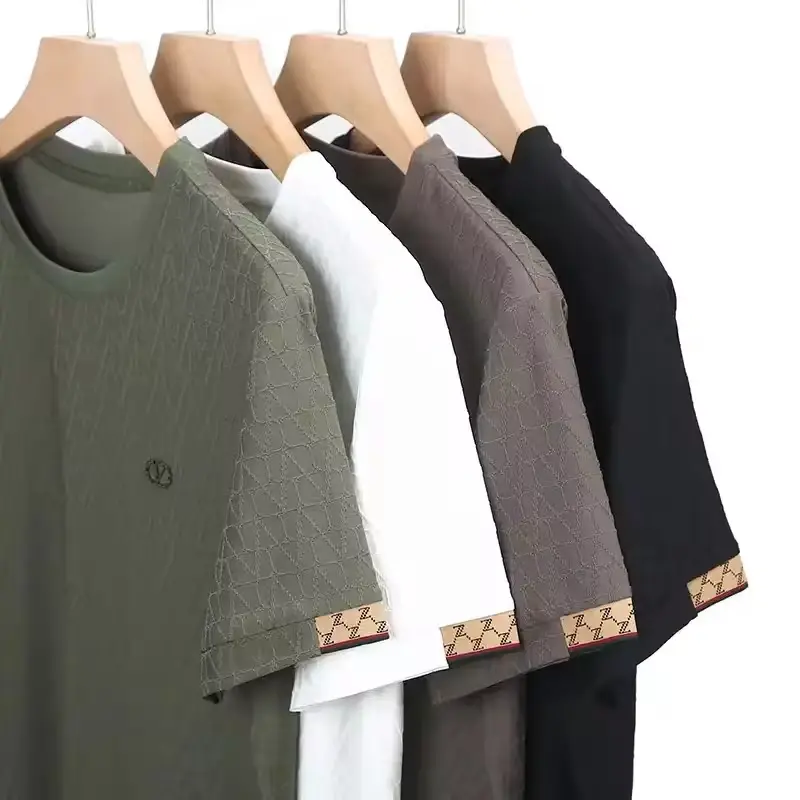 Summer Ice Silk Breathable Short sleeve T-shirt Men Round Neck Casual Top Brand Fashion Jacquard Solid Color Casual Half Sleeve