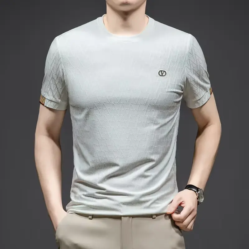 Summer Ice Silk Breathable Short sleeve T-shirt Men Round Neck Casual Top Brand Fashion Jacquard Solid Color Casual Half Sleeve