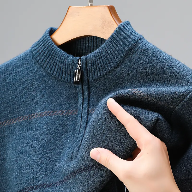 Advanced luxury and fashionable round neck with zipper classic striped casual men's sweater warm and thick knit pullover sweater