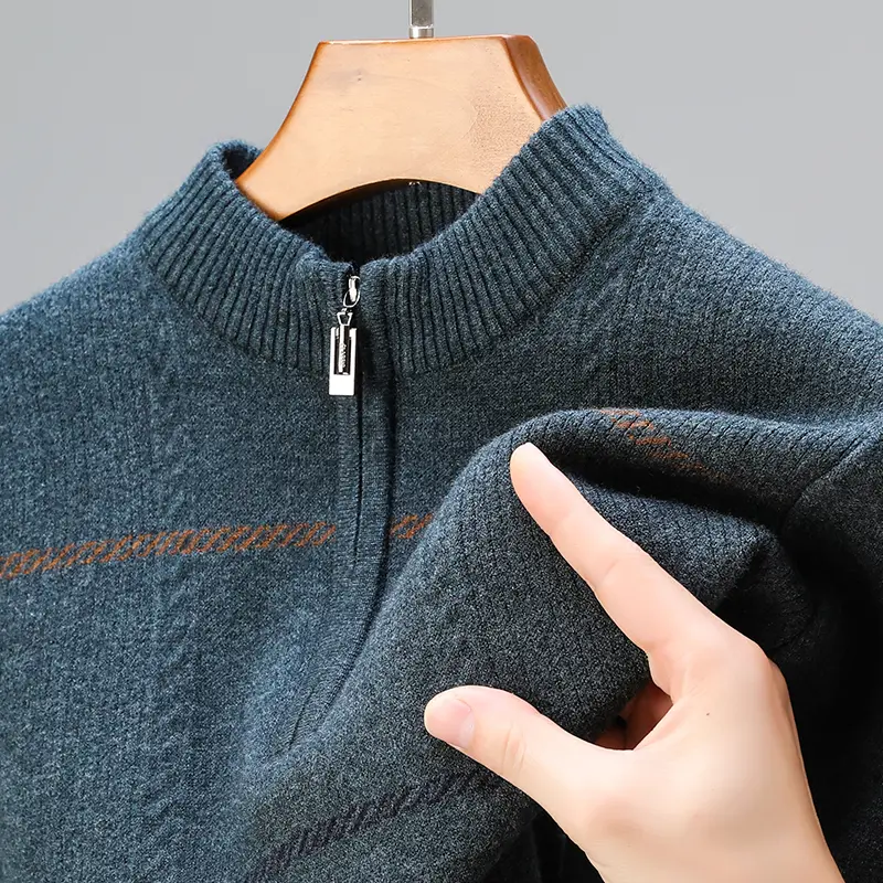 Advanced luxury and fashionable round neck with zipper classic striped casual men's sweater warm and thick knit pullover sweater