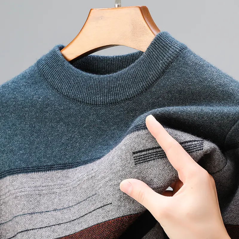 High quality luxury autumn and winter new high neck striped personalized casual men's sweater warm and thick knitted pullover