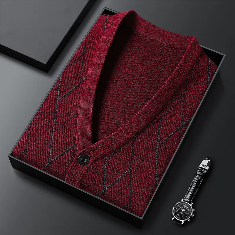 Advanced autumn and winter fashion luxury V-neck striped button sleeveless knitted vest man classic business casual outer set