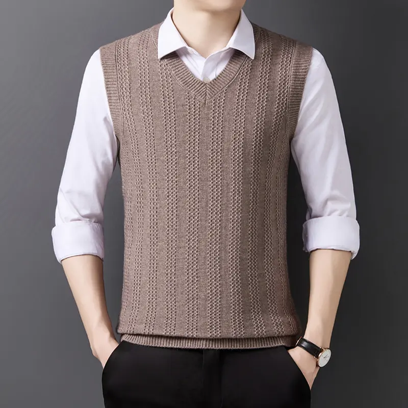 High end luxury autumn and winter fashion V-neck vest men sleeveless vest fashionable jacquard casual business knit sweater coat