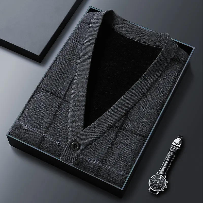 High quality luxury V-neck vest men's autumn winter fashion plaid printed sleeveless knitted vest classic business casual coat