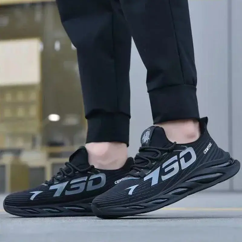 Men's Fashion Casual Slip On Sneakers Breathable Running Shoes Outdoor Walking Training Tennis Shoes Lightweight Comfortable
