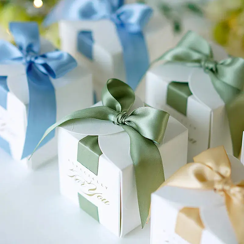 New wedding favors gift box cupboard gift box with ribbon candy boxes for christening baby shower birthday event party supplies