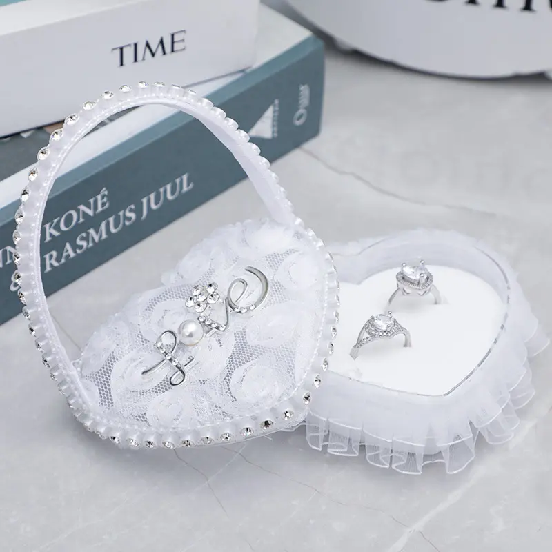 Romantic Heart-shaped Ring Box White Lace Flower Girls Basket Valentine's Day Gift Ring Pillows Case Wedding Party Decorations