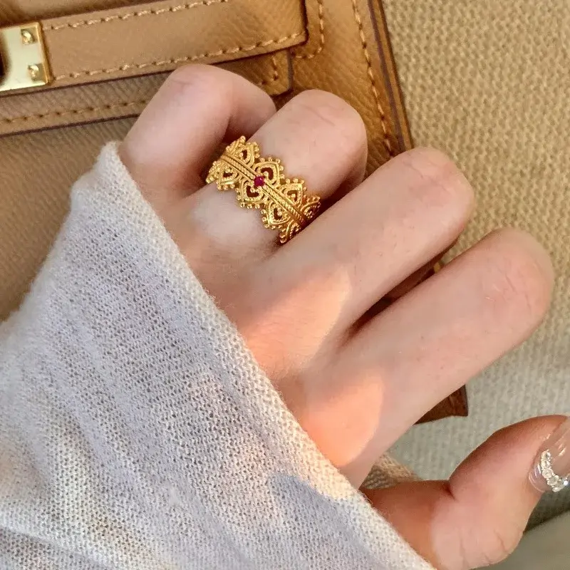 Exquisite retro antique gold crafts flower wreath crown rings for women light luxury palace style wedding jewelry adjustable