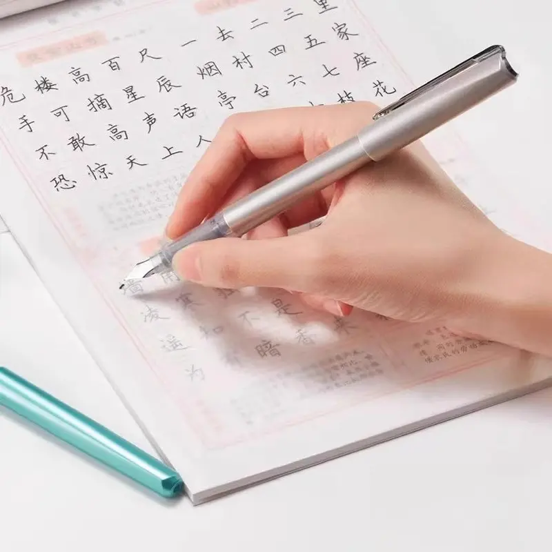 Japanese SAKURA Student Fountain Pens 0.5mm Calligraphy Pen Refillable with Ink Cartridge Cute Japanese Stationery Small Gift
