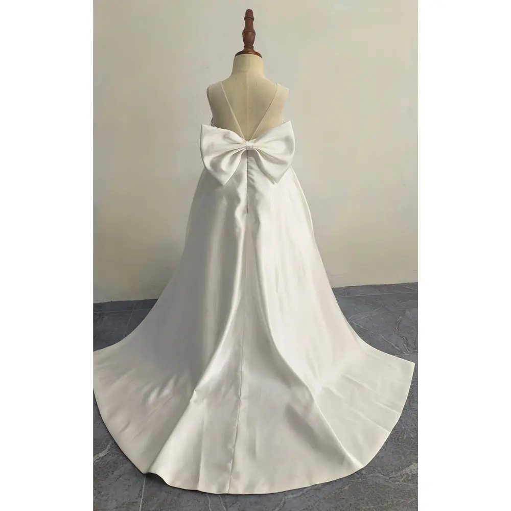 Simple White Child Flower Girl Dresses for Weddings Satin A-line Tulle Bow Long Bridesmaid Pageant Robe First Communion Gown