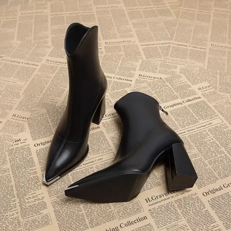 Pointed Toe Women's Ankle Boots Fashion Back Zippers Short Botas Ladies Elegant Square High Heel Winter Women's Footwear 2024