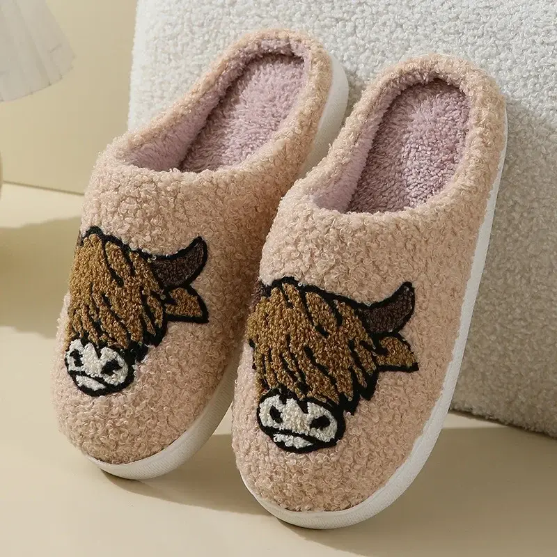 2024 Comfortable Home Cute Cartoon Animal Winter Cotton Slippers Non-slip Couples Thick Bottom Warm Cotton Slippers Floor Slides