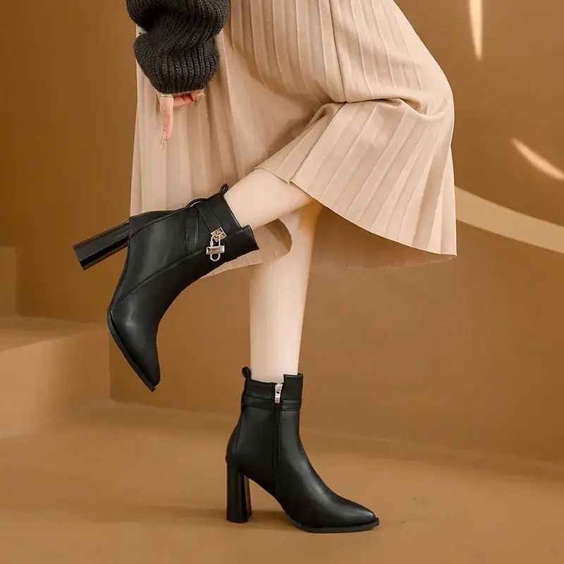 Women' Ankle Boots Chunky High Heel Short Boots Fashion Pointed Fashion Side Zipper Platform White Boots Botas De Mujer 2024