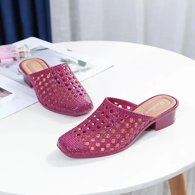 Soft Women's Sandals Beach Shoes Slippers  Hollow Out Mid Heels Korea Style Footwear Antiskid Platform Shoes Zapatos De Mujer