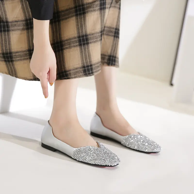 Women's Ballet Flats Fashion Princess Shoes for Casual Crystal Boat Shoes Sparkling Rhinestone Women Flats Lazy Loafers 2023