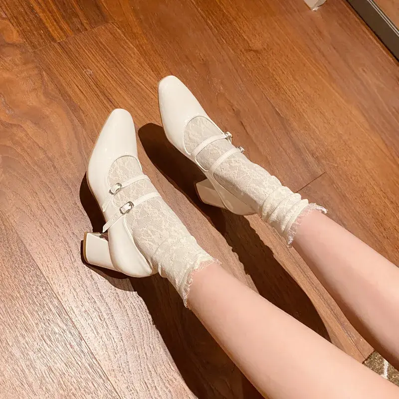 2023 Simple French leather shoes spring new high heels women's shoes square toe nude Mary Jane retro thick heels Femme zapatos