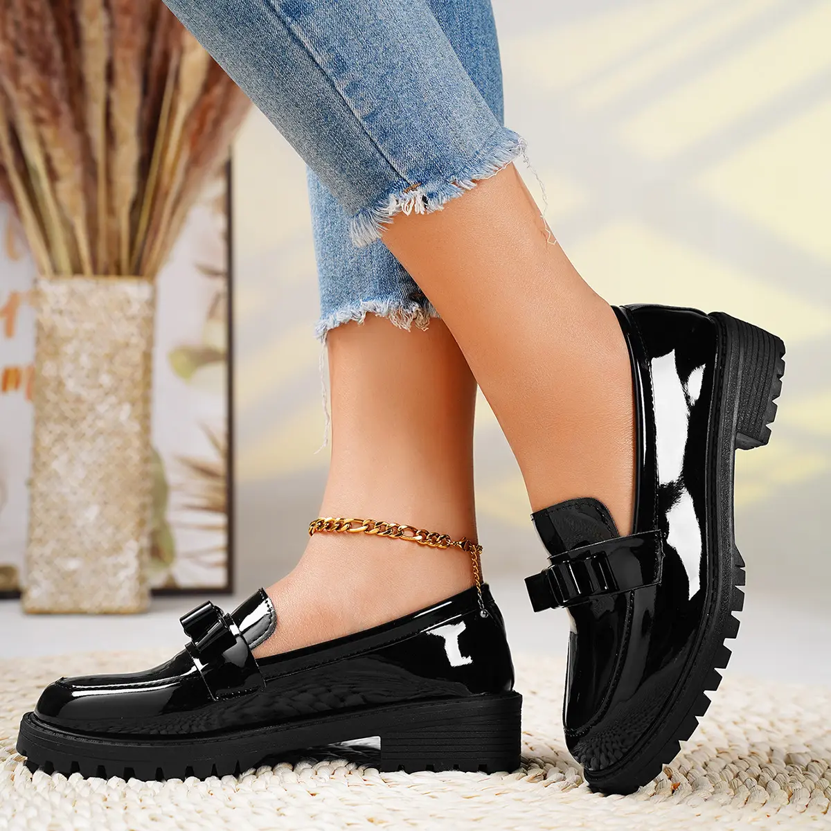 New Fashion Round Toe Flat Leather Womens Loafers Casual Solid Color Walking Shopping Women's Flat Shoes zapatillas mujer