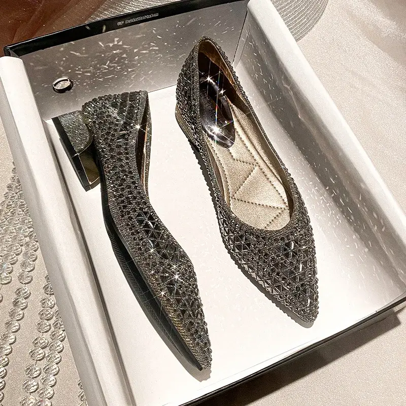 Sliver Rhinestone Ladies Shoes Sexy Red Sole Women's Autumn 2024 Full Drill Flat Shoes Large Size 43 Female Ballet Flat Shoes