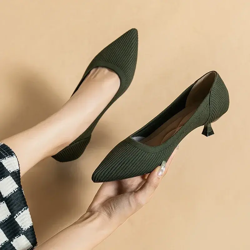 Women's Solid Color Flat Shoes Casual Fashion Breathable Non Slip Rubber Sole Pointed Non-Slip Comfortable Spring and Autumn