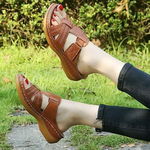 Women Slippers Female Wedges Slippers  Summer New Fashion Luxury Peep Toe Outdoor Beach Platform Slippers Sandalias De Mujer