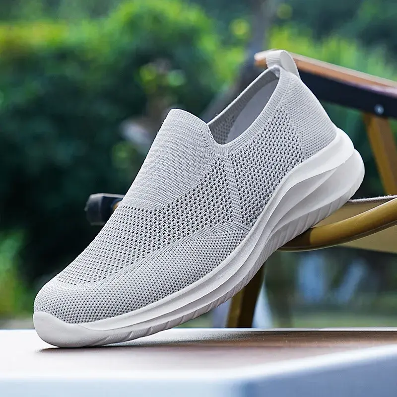 Men's Vulcanized Shoes Fashion Breathable Outdoor Mesh Casual Sneakers Lightweight Comfortable Men Tenis Masculino Walking Shoes