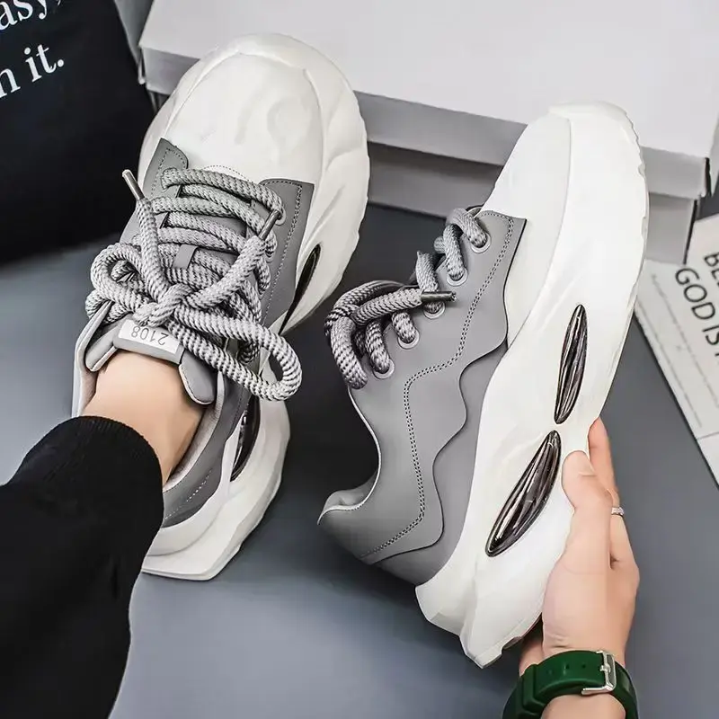Chunky Sneakers Men Designer Soft Sole Sport Shoes Fashion Casual Microfiber Leather Upper Height Increased Platform White Shoes