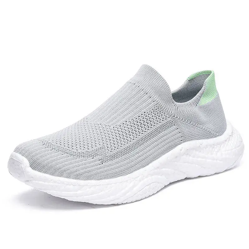 Breathable Men Casual Shoes Lightweight Male Vulcanized Shoes Outdoor Platform Men's Loafers Soft Mesh Flats Non-slip Sneakers