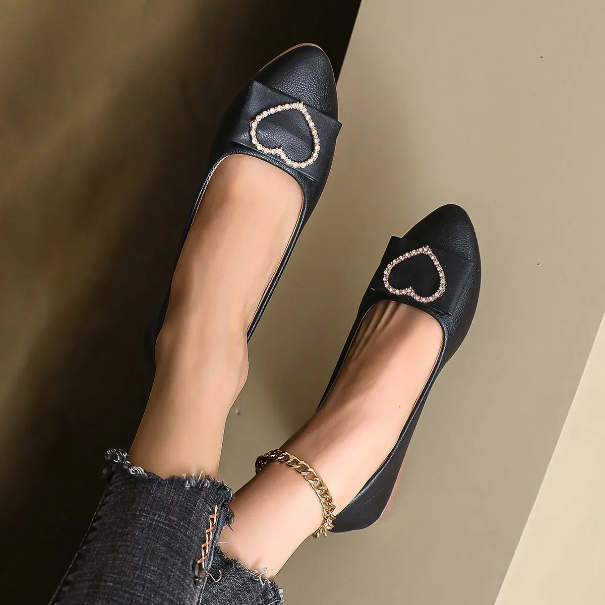 2025 Office Patent Leather Woman Flats Shoes Ballets Metal Buckle Bow Lady Fall Girl Ballerina Dress Pointed Toe Slip